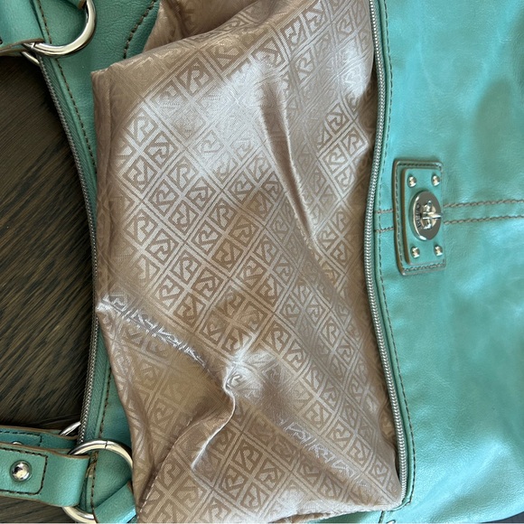 Relic turquoise Bag w matching Clip. EUC - Picture 6 of 9